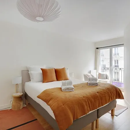 Pick A Flat's In Saint-germain - Rue De Sevres Apartment